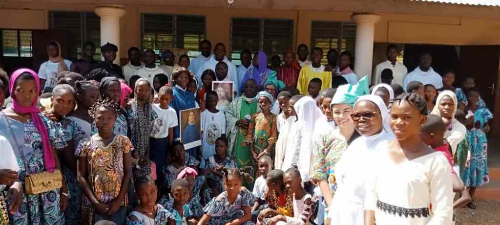 🇧🇯 Journée Missionnaire Mondiale 2023 : Un Rassemblement de Foi et de Partage à Kandi et dans tous les diocèses du&nbsp;Bénin