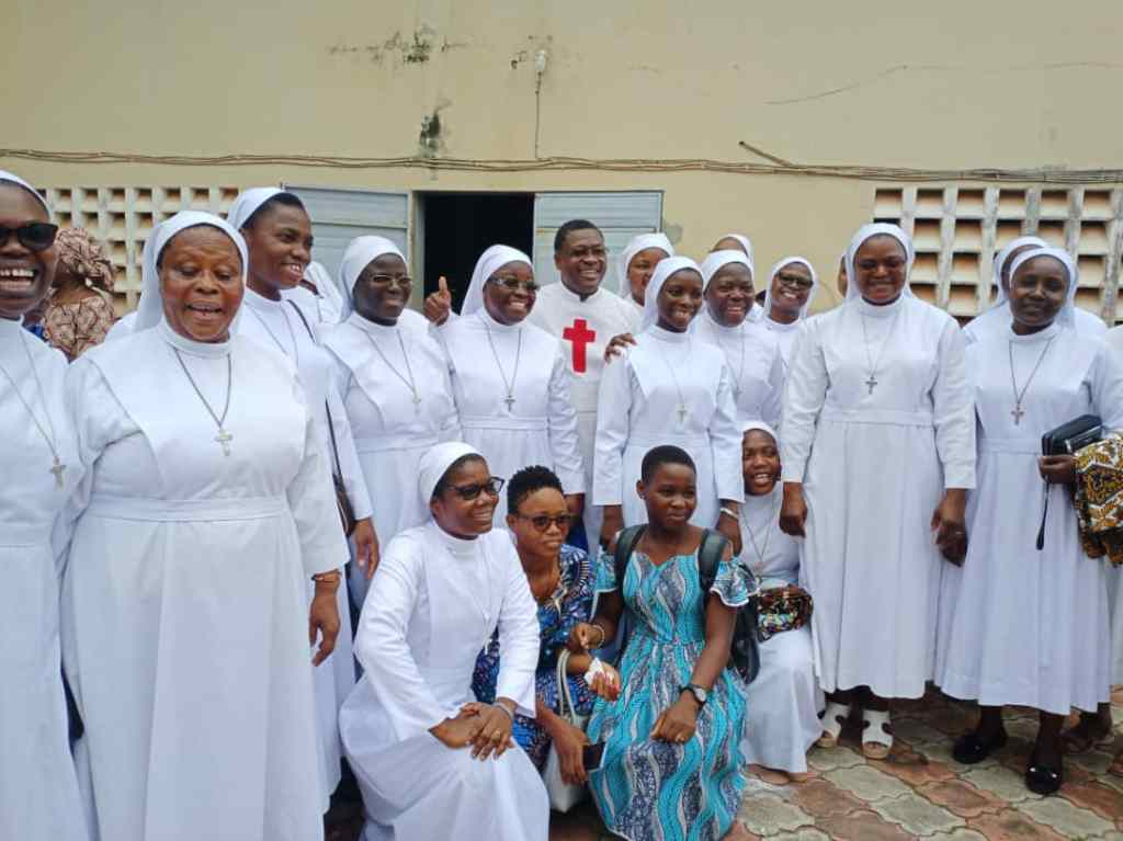 LA VIE CONSACREE : Ce qu’en disent les papes&nbsp;?