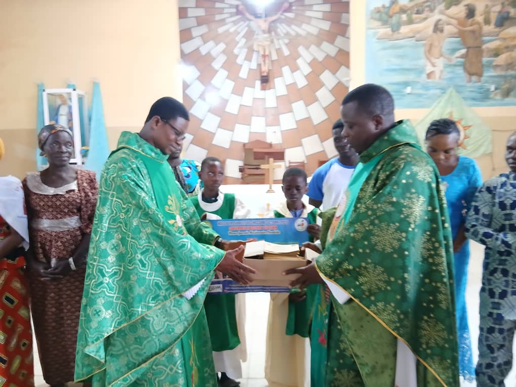 LANCEMENT DU MOIS MISSIONNAIRE DANS LE DIOCÈSE DE DJOUGOU